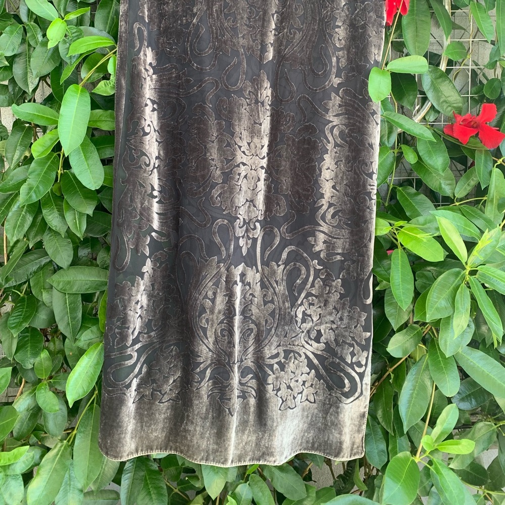 Velveteen gray wrap